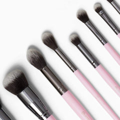 Bh Cosmetics - Mrs. Bella 9 Piece Makeup Brush Set with Luxe Brush Holder