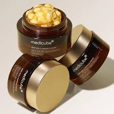 Medicube Deep Vitamin C Capsule Cream 55g – Glow & Brighten Skin