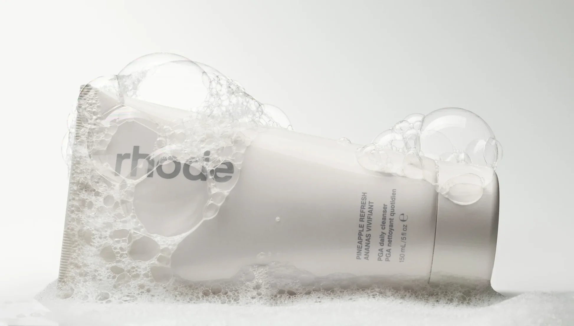 Rhode Pineapple Refresh Daily Cleanser – Hydrating Gel Cleanser for Smooth, Glowing Skin