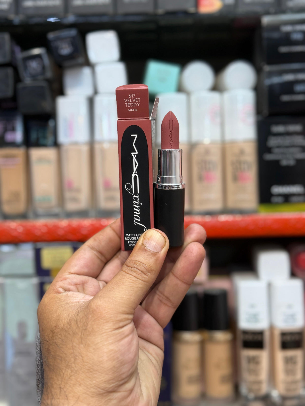 M·A·C XIMAL Silky Matte Lipstick Velvet Teddy 617 – Smooth Matte Finish Long-Lasting Lip Color