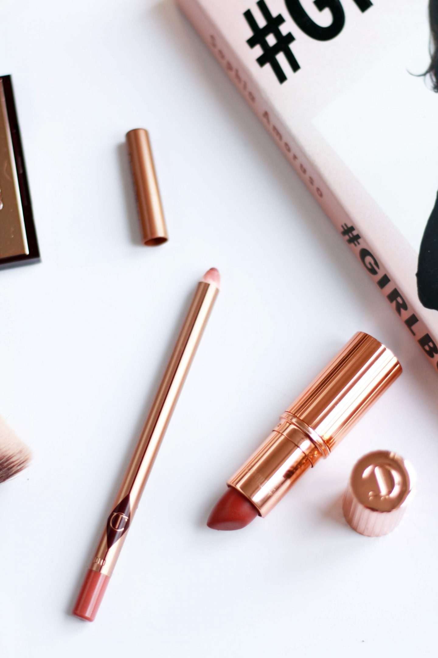 Charlotte Tilbury Pillow Talk Lip Kit Iconic Lip Duo – Pillow Talk Medium