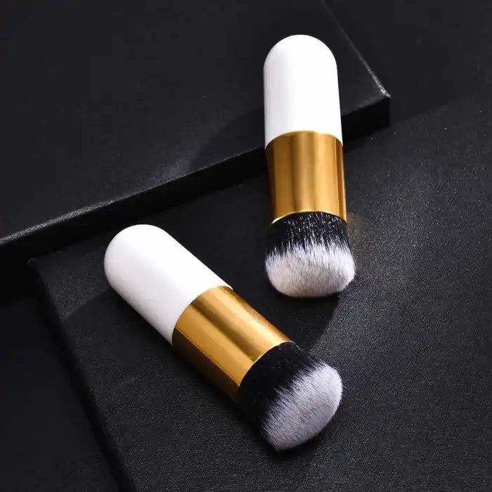 Flat Foundation Blending Brush