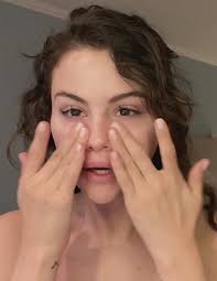 Rare Beauty Always An Optimist Pore Diffusing Primer 28ml – Blurring & Hydrating Makeup Primer