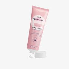Oriflame Glow Essentials Hand Cream 75 ML with Vitamins E & B3