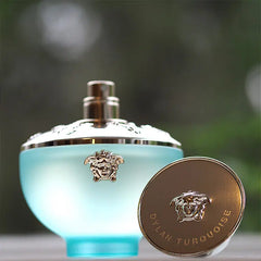Versace Dylan Turquoise Pour Femme Eau de Toilette 100ml – Fresh, Floral & Feminine